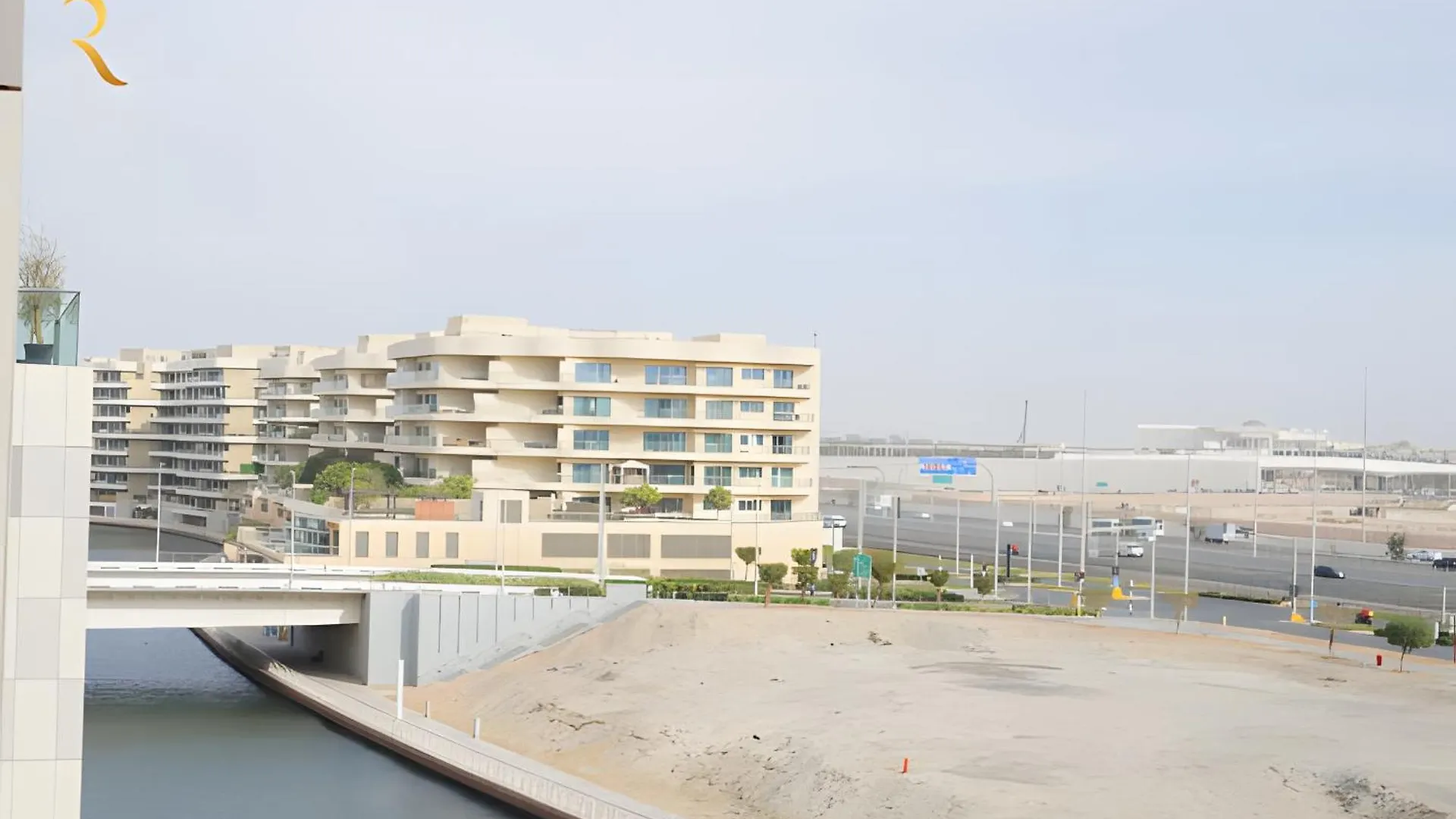 Amber Glow 2Br Apartment Al Raha Abu Dhabi